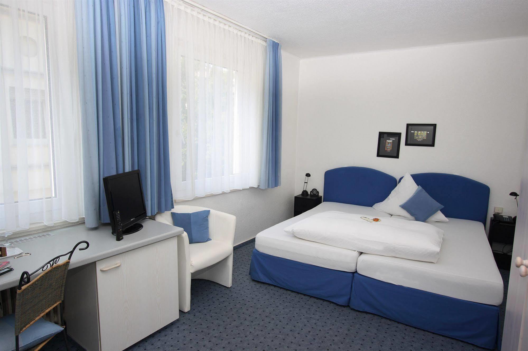 Hotel Garni Haus Hindenburg Königswinter Zewnętrze zdjęcie