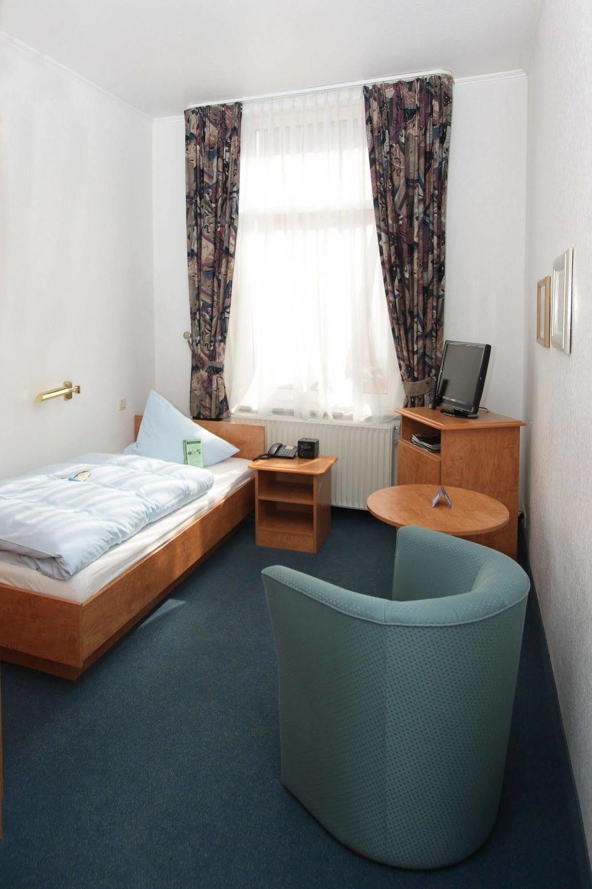 Hotel Garni Haus Hindenburg Königswinter Zewnętrze zdjęcie