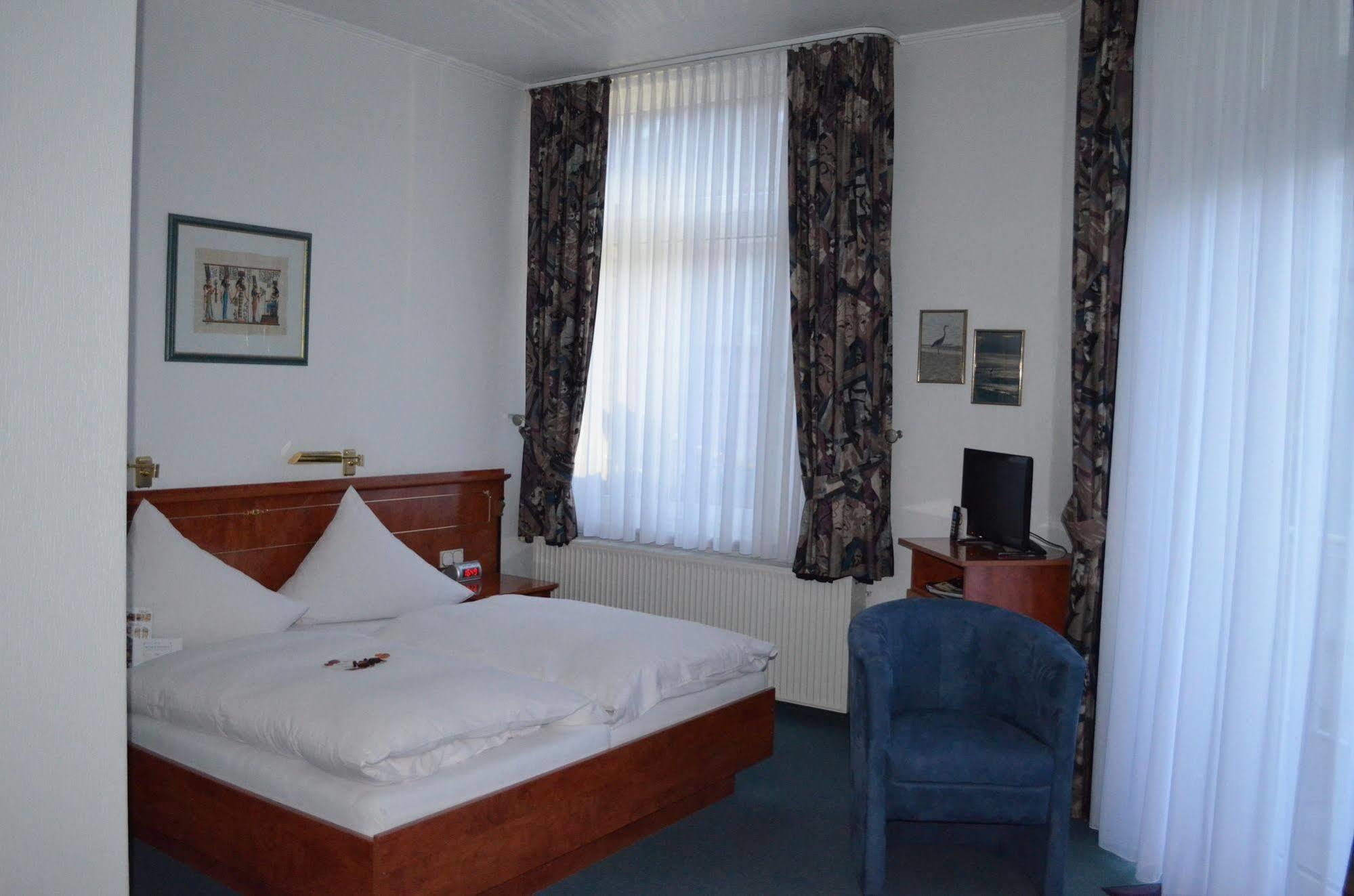 Hotel Garni Haus Hindenburg Königswinter Zewnętrze zdjęcie